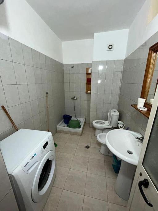 Rezidenca Hasanaj 24 Apartamento Durrës