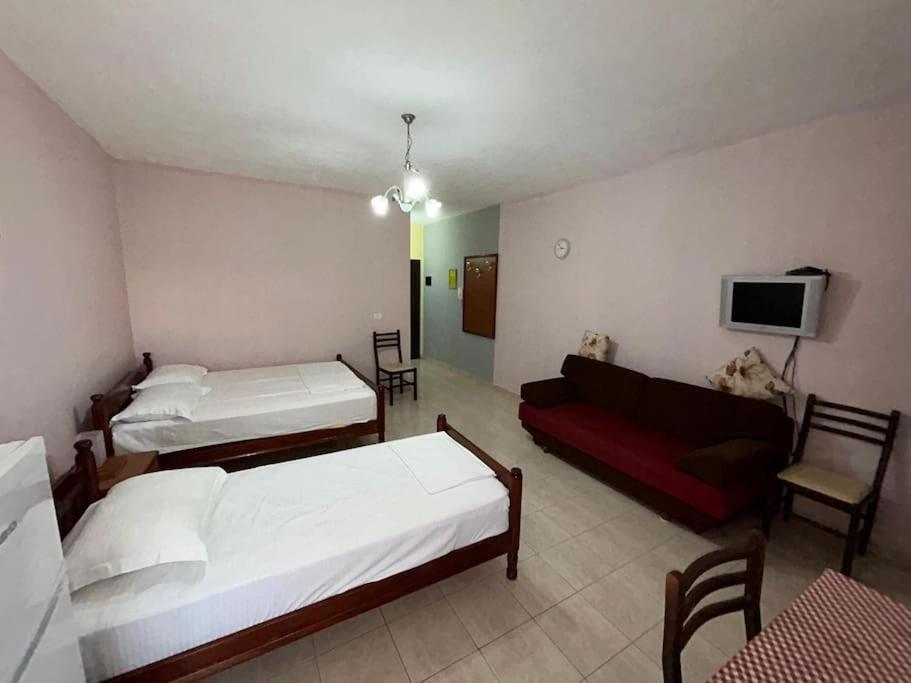 Rezidenca Hasanaj 24 Apartamento Durrës